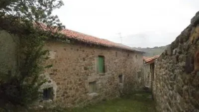Rustic House in Valle de Santullán photo 2
