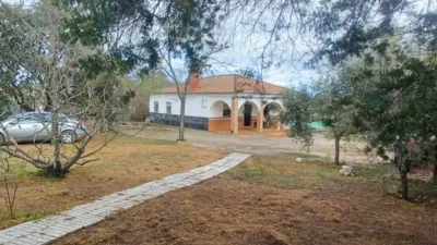 Chalet for sale in Castilblanco de los Arroyos photo 32