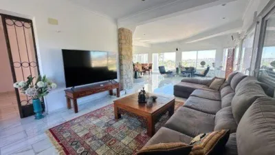 Villa on Carrer de Verderol photo 2