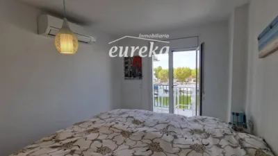 Apartment in Empuriabrava photo 14
