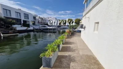 Apartment in Empuriabrava photo 28