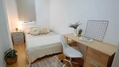 Habitación en alquiler en Universitat, Universitat (Lleida Capital) de 350 €<span>/mes</span>