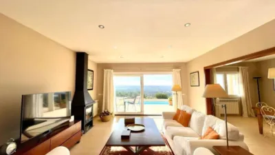 Chalet on Calle Aritjol, No. 1 photo 3