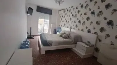 Apartment on Valencia Street photo 2