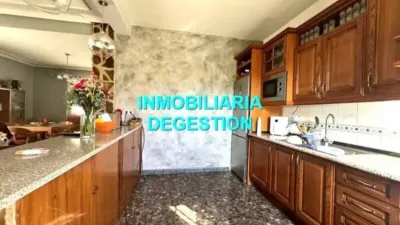 Chalet in Linares photo 7