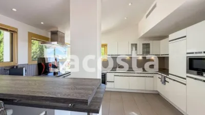 Villa in Mont-Ferrant-Sant Joan photo 18