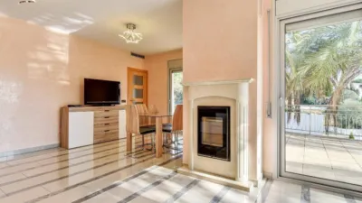 Villa in Canyelles-La Montgoda photo 5