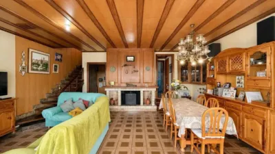 Chalet in Torrelles de Llobregat photo 11