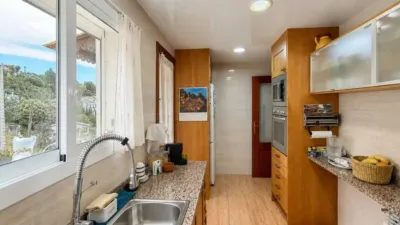 Chalet in Torrelles de Llobregat photo 16