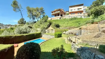 Chalet in Torrelles de Llobregat photo 34