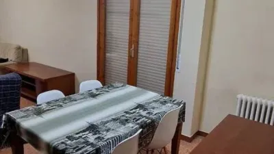 Habitación en alquiler en Joc de La Bola-Camps D'Esports, Joc de la Bola-Camps d'Esports (Lleida Capital) de 300 €<span>/mes</span>