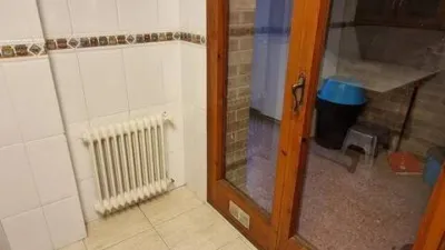 Habitación en alquiler en Joc de La Bola-Camps D'Esports, Joc de la Bola-Camps d'Esports (Lleida Capital) de 300 €<span>/mes</span>