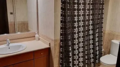 Habitación en alquiler en Joc de La Bola-Camps D'Esports, Joc de la Bola-Camps d'Esports (Lleida Capital) de 300 €<span>/mes</span>