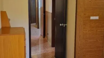 Habitación en alquiler en Joc de La Bola-Camps D'Esports, Joc de la Bola-Camps d'Esports (Lleida Capital) de 300 €<span>/mes</span>