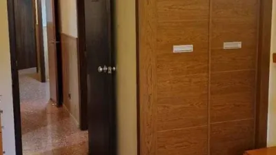 Habitación en alquiler en Joc de La Bola-Camps D'Esports, Joc de la Bola-Camps d'Esports (Lleida Capital) de 300 €<span>/mes</span>