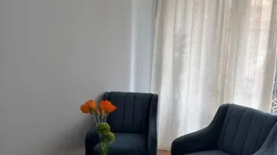 Apartment in El Castellar-L'Oliveral photo 3