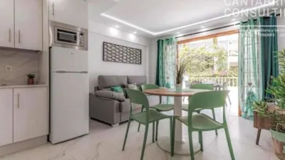 Apartment in Calle Los Geranios (Puerto Colon). 38660, Costa Adeje, A photo 5