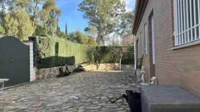 Chalet in Linares photo 9