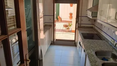 Ático en alquiler en Plaza de Colón, Casco Histórico-Ribera-San Basilio (Córdoba Capital) de 1.150 €<span>/mes</span>