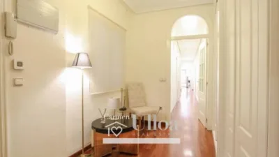 Apartment on Calle de Gerona photo 10