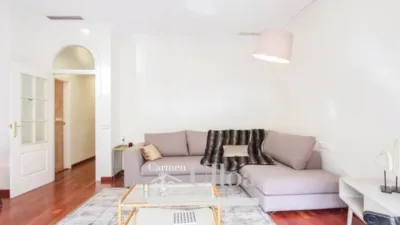 Apartment on Calle de Gerona photo 7