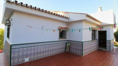 House in the Centre photo 28