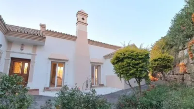 House in Istán photo 7