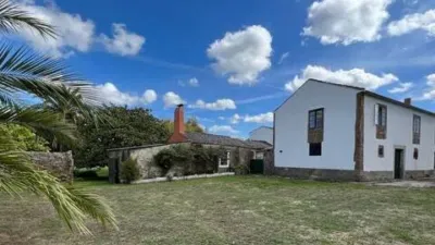 Chalet on Avenida de Finisterre photo 2
