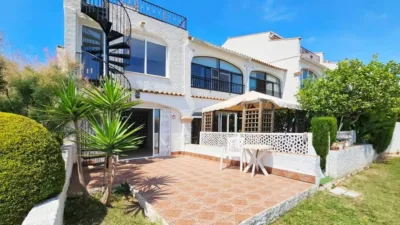 House on Carrer de Verdi photo 2