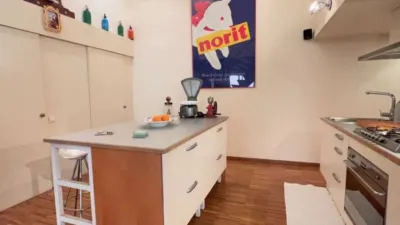 Piso en venta en Carrer de Móra d'Ebre, cerca de Carrer del Beat Almató, La Salut (Distrito Gràcia. Barcelona Capital) de 630.000 €