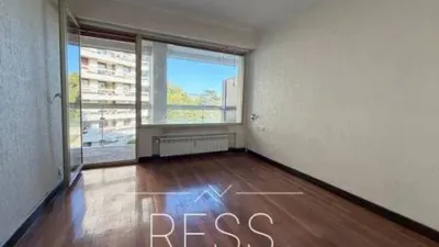 Piso en venta en Camino de Marbil, Antiguo Ondarreta (San Sebastián - Donostia) de 850.000 €