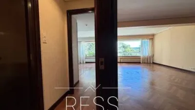 Piso en venta en Camino de Marbil, Antiguo Ondarreta (San Sebastián - Donostia) de 850.000 €