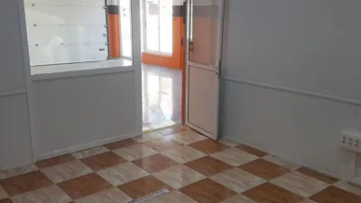 Local comercial en alquiler en Avenida de Europa, Lorca de 1.200 €<span>/mes</span>