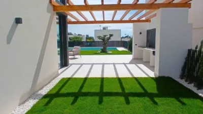 Villa on Carrer Berna photo 15