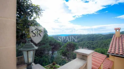 House in Canyelles-La Montgoda photo 31