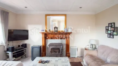 House in Canyelles-La Montgoda photo 4
