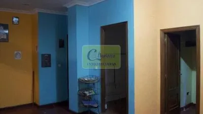Local comercial en alquiler en Centro - Vista 2