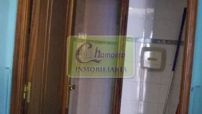 Local comercial en alquiler en Centro - Vista 4