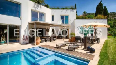 Chalet in Palau-Saverdera photo 3