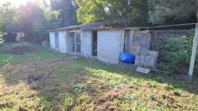 Rustic house on the street photo 9