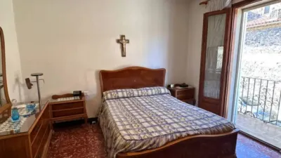 Chalet in Castellfollit de la Roca photo 18