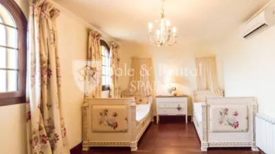 House in Canyelles-La Montgoda photo 25