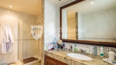 House in Canyelles-La Montgoda photo 34