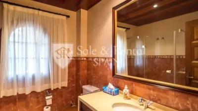 House in Canyelles-La Montgoda photo 38