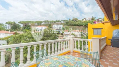 House in Canyelles-La Montgoda photo 4