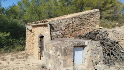 Rustic finca in Horta de Sant Joan photo 2