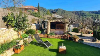 Chalet in Vallirana photo 3
