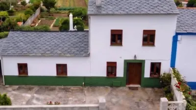 Townhouse in Castropol