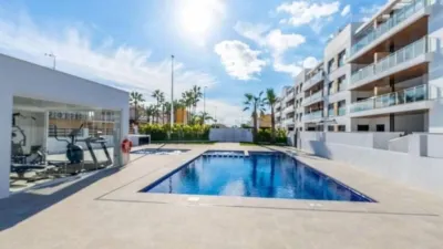 Pis – Torrevieja, Urbanización Villa Vicenta, Cabo Cervera-Playa la Mata - Més