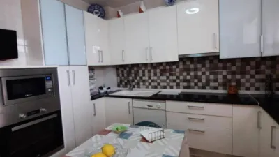 Apartment in Centro-Corredera photo 2